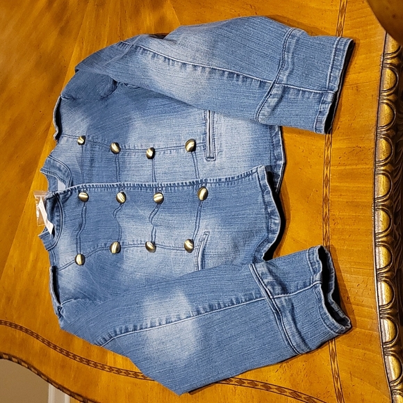 Denim jacket - Picture 1 of 12